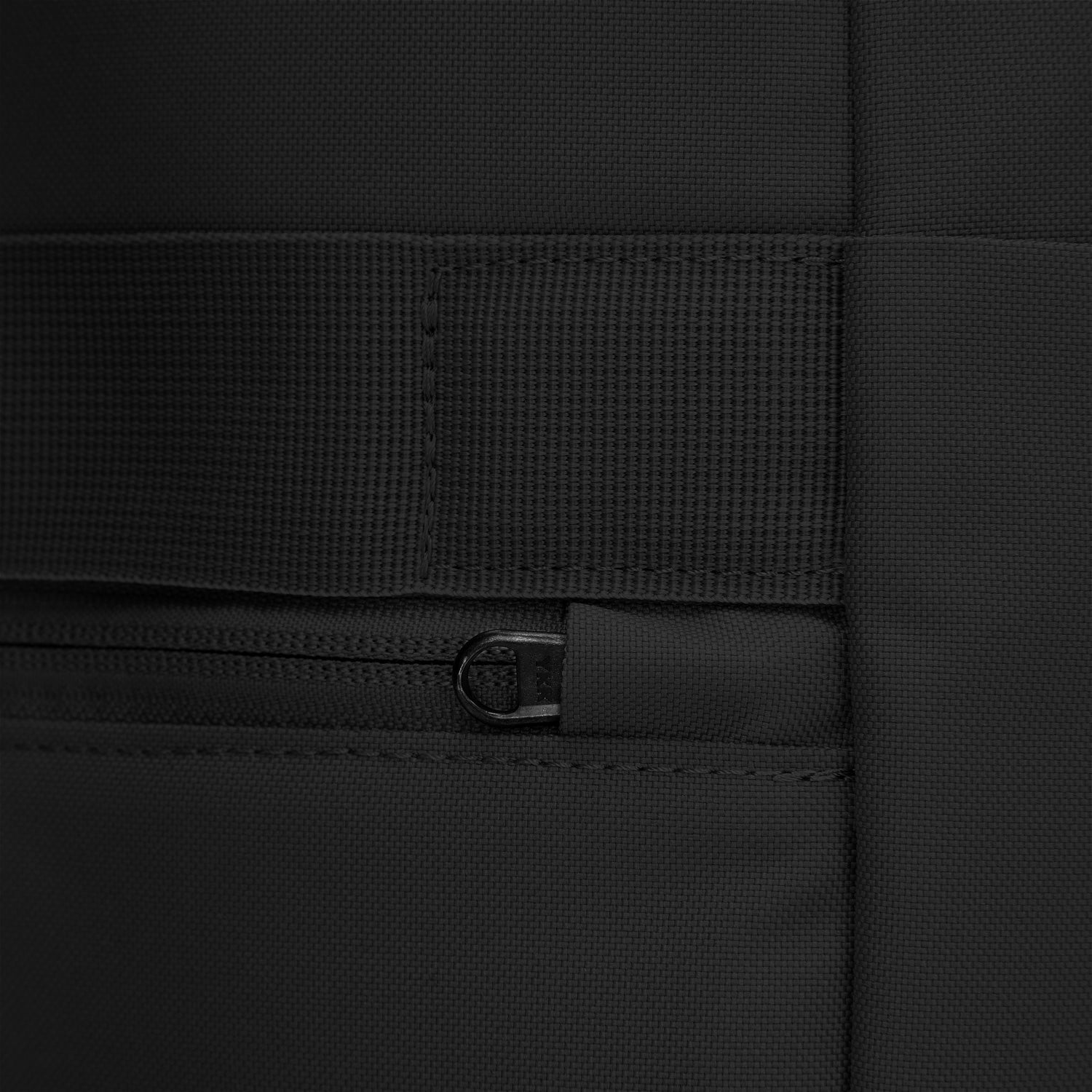 Product image of Pacsafe® GO 25L anti-theft backpack Pacsafe® GO 25L anti-theft backpack, Jet Black