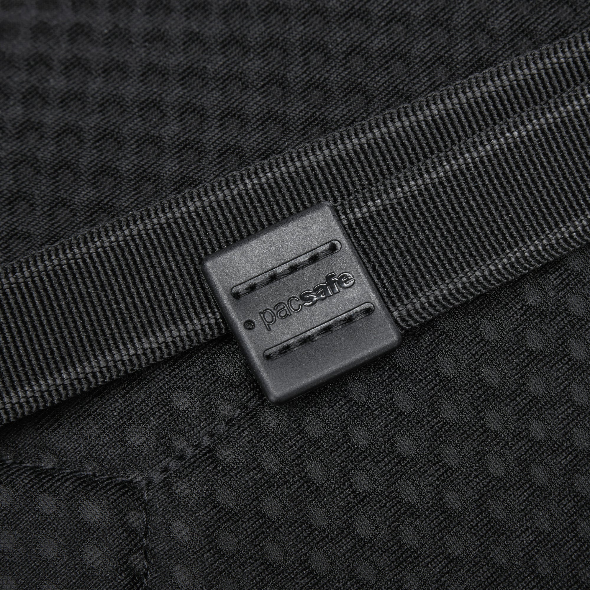 Product image of Pacsafe® V Tech Anti-Theft Sling Pack Pacsafe® V Tech anti-theft sling pack, Ocean