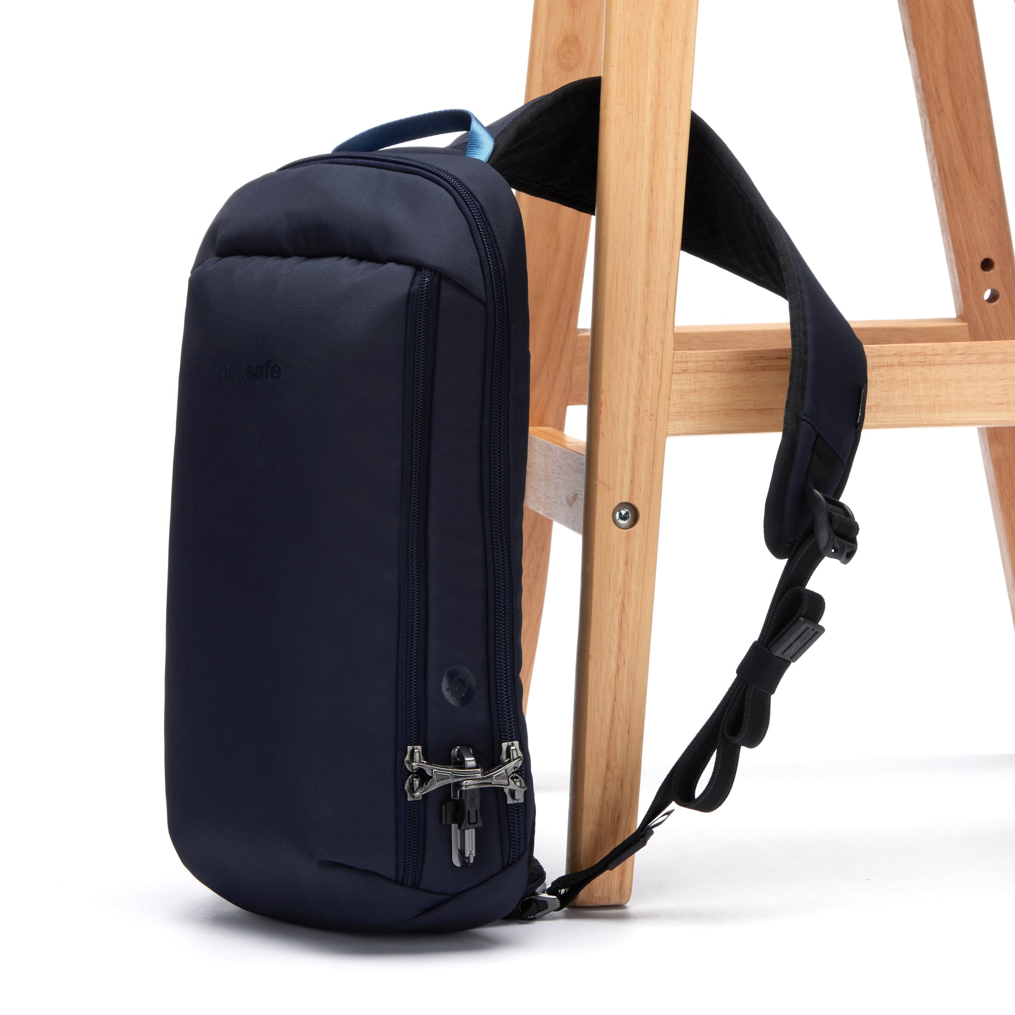 Product image of Pacsafe® V Tech anti-theft sling pack Pacsafe® V Tech anti-theft sling pack