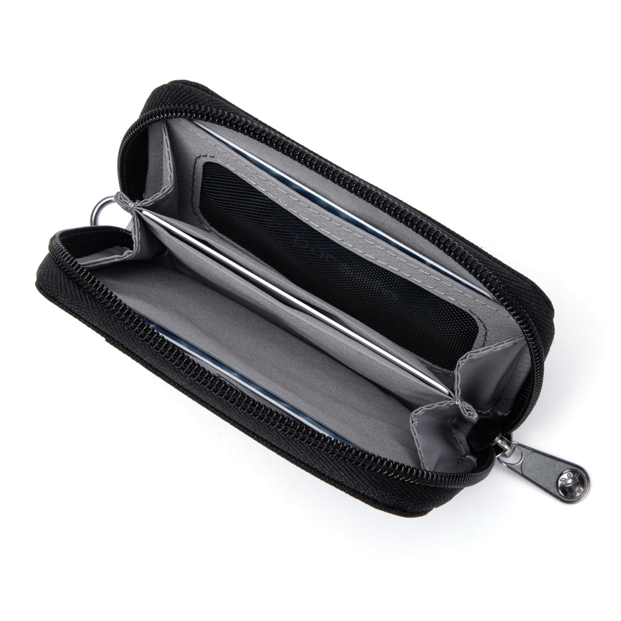 Product image of Pacsafe® RFIDsafe™ RFID blocking card wallet Pacsafe® RFIDsafe™ RFID blocking card wallet