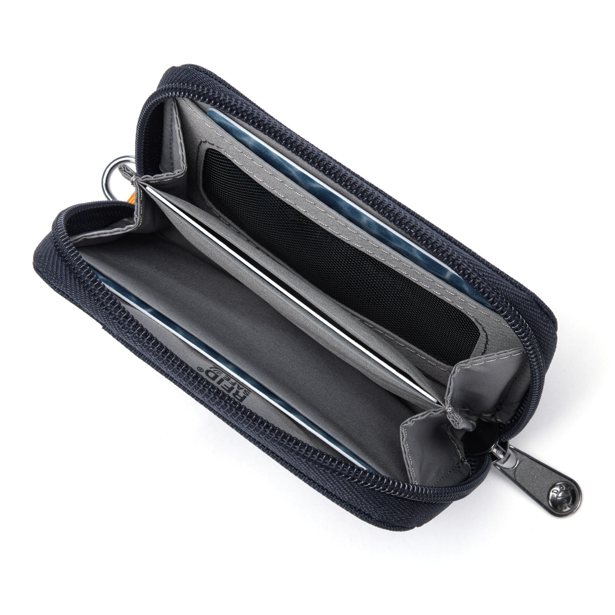 Product image of Pacsafe® RFIDsafe™ RFID blocking card wallet Pacsafe® RFIDsafe™ RFID blocking card wallet