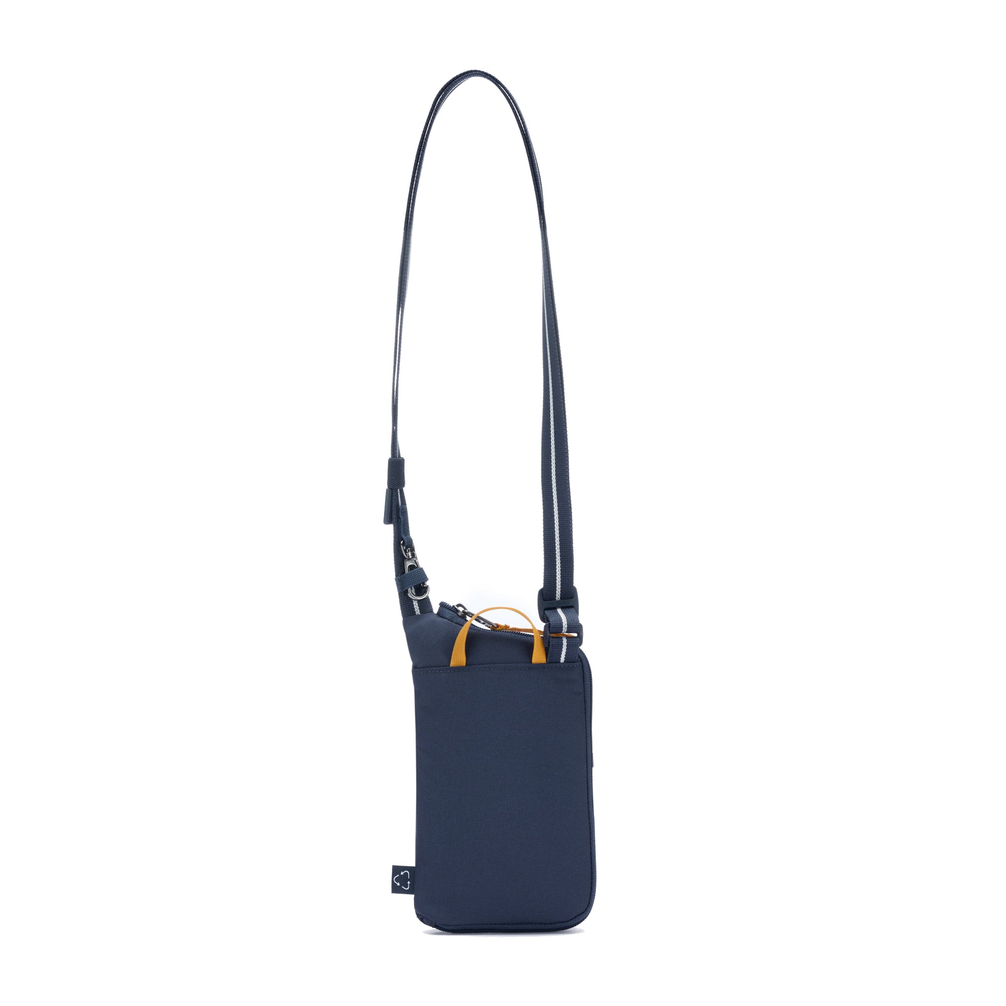 Pacsafe® GO anti-theft tech crossbody