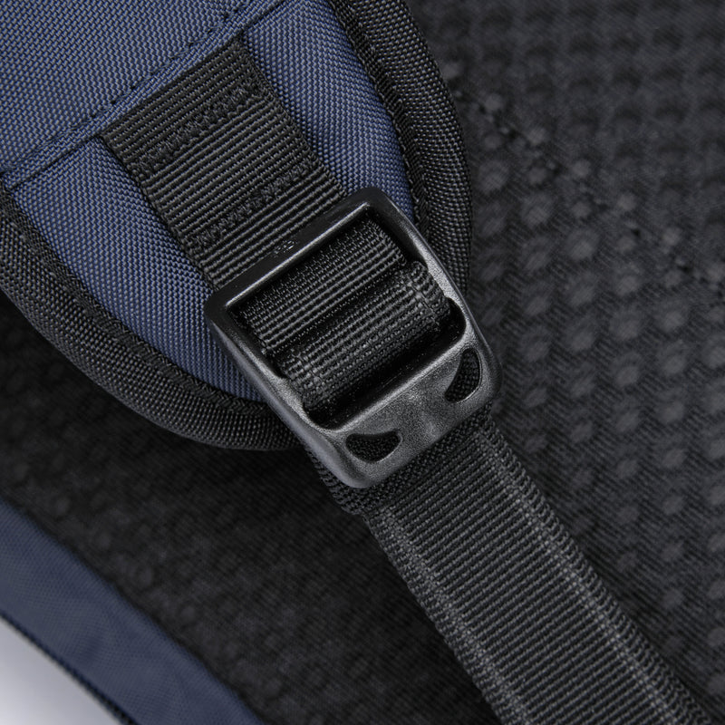 Pacsafe® V Tech anti-theft sling pack, Ocean