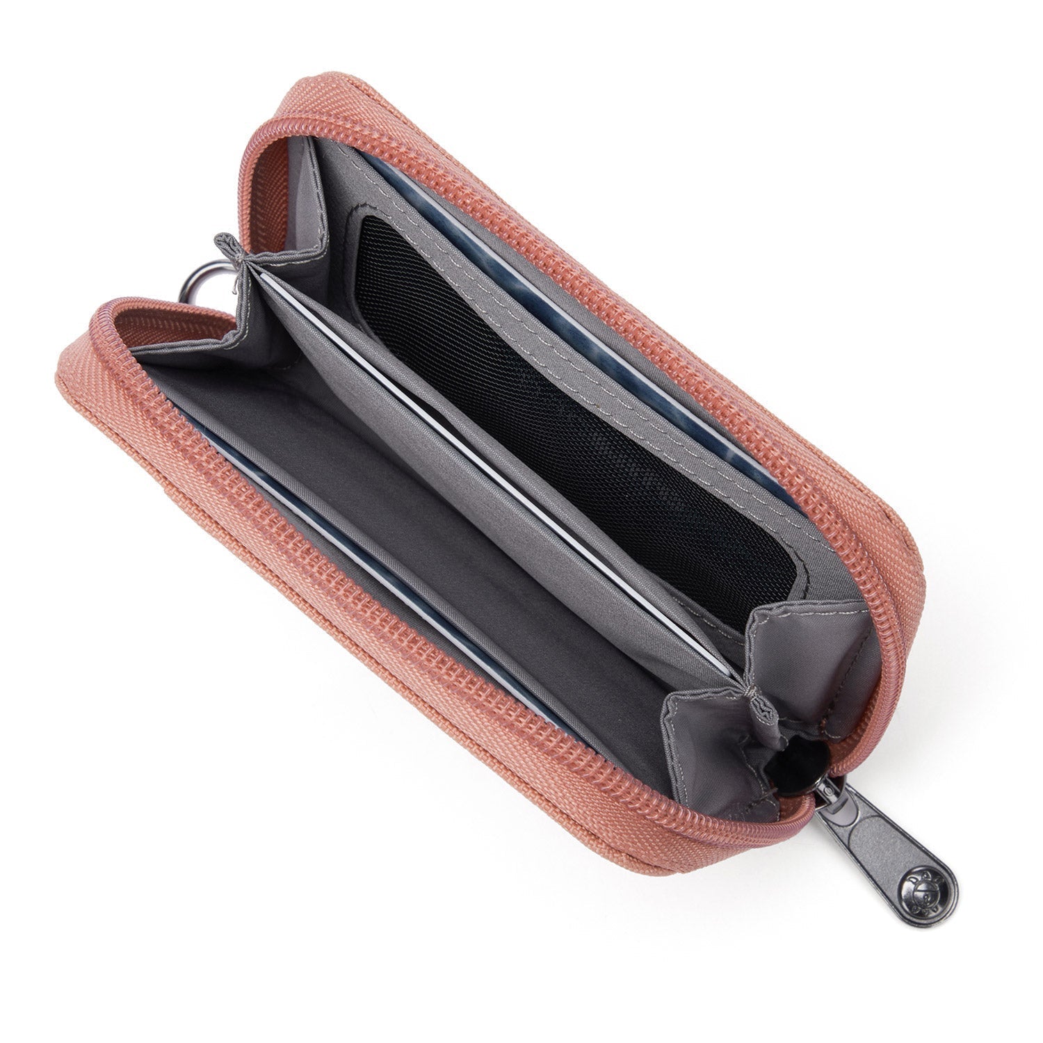 Pacsafe® RFIDsafe™ RFID blocking card wallet