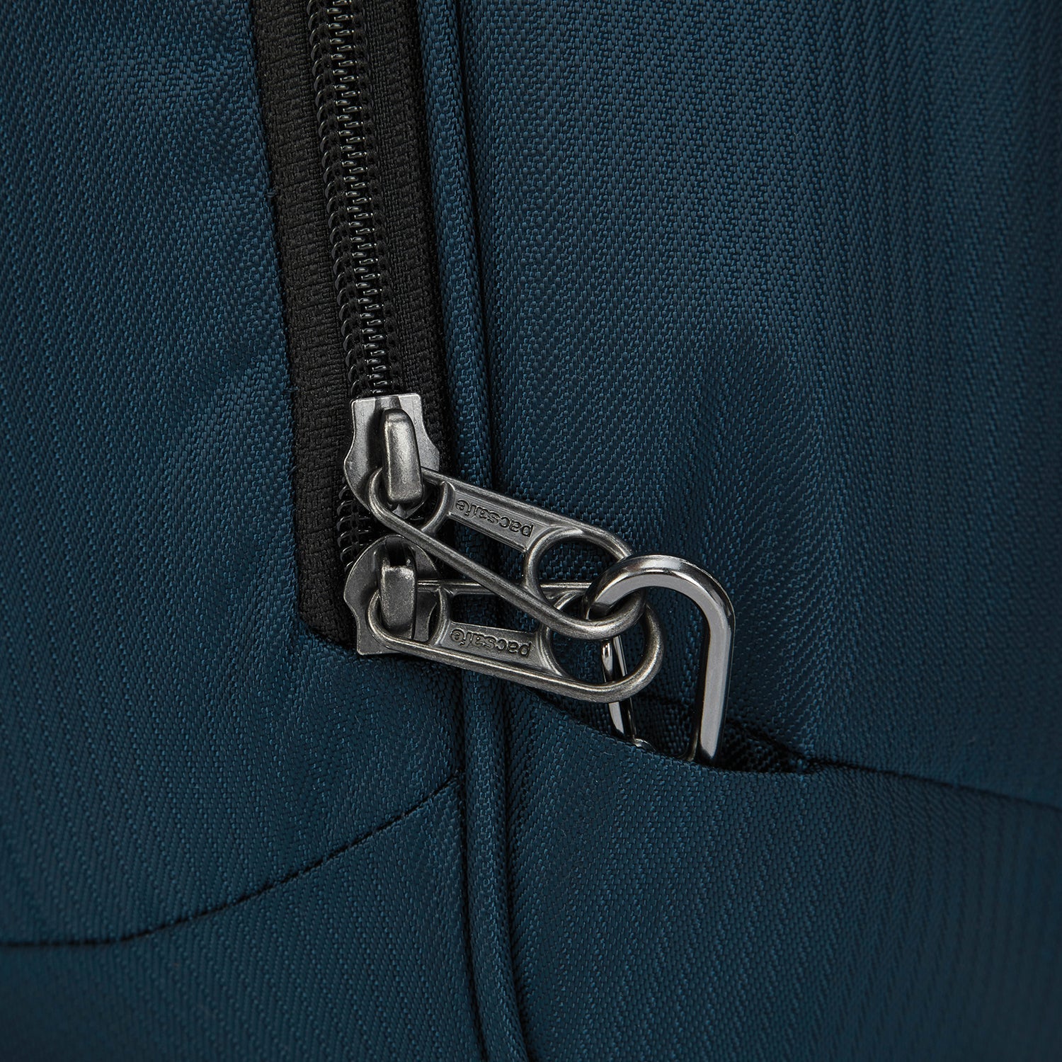 Pacsafe LS250 anti theft shoulder bag Pacsafe Pacsafe Official Europe Store